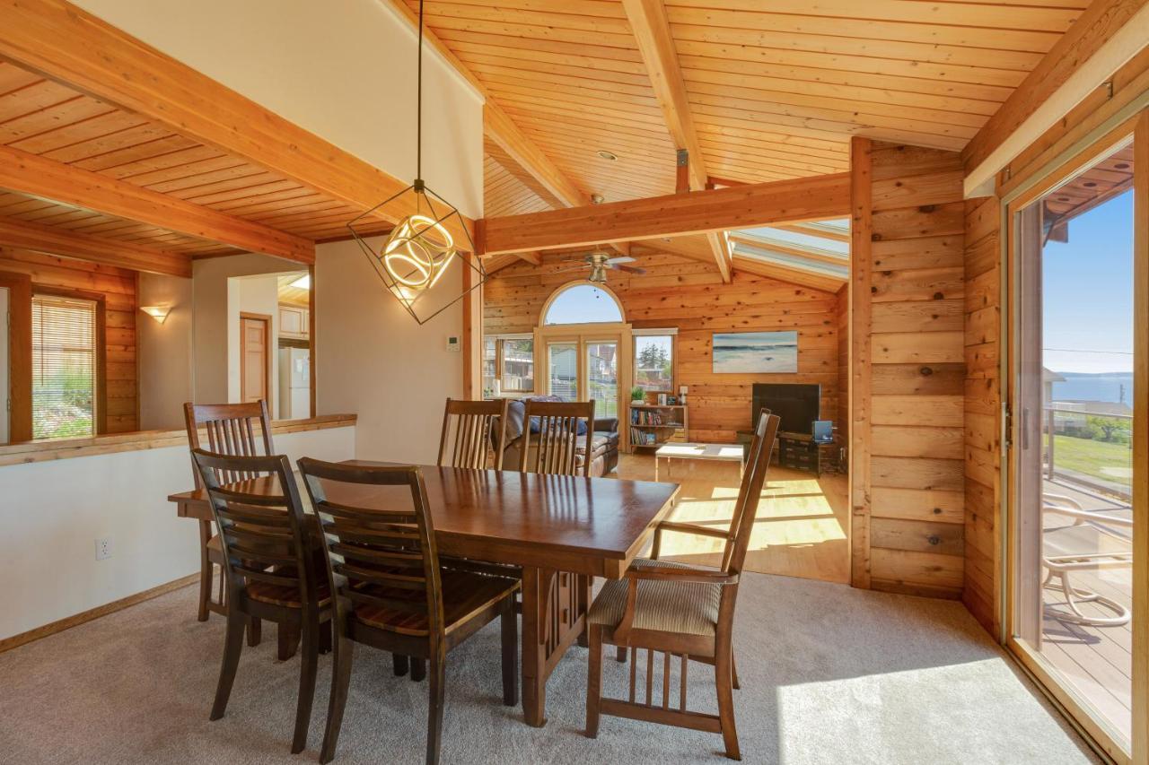 Whidbey Cedar Sunsets Villa Freeland Exterior photo