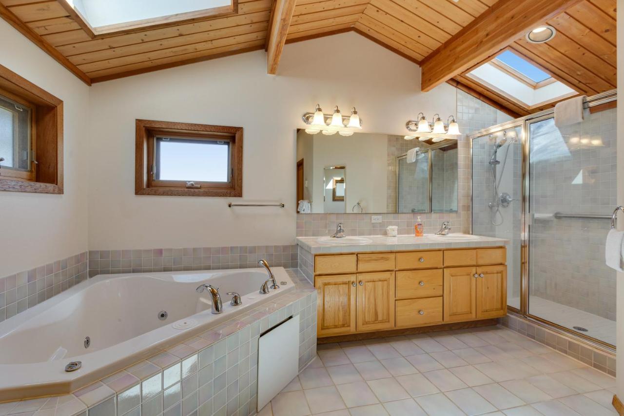 Whidbey Cedar Sunsets Villa Freeland Exterior photo