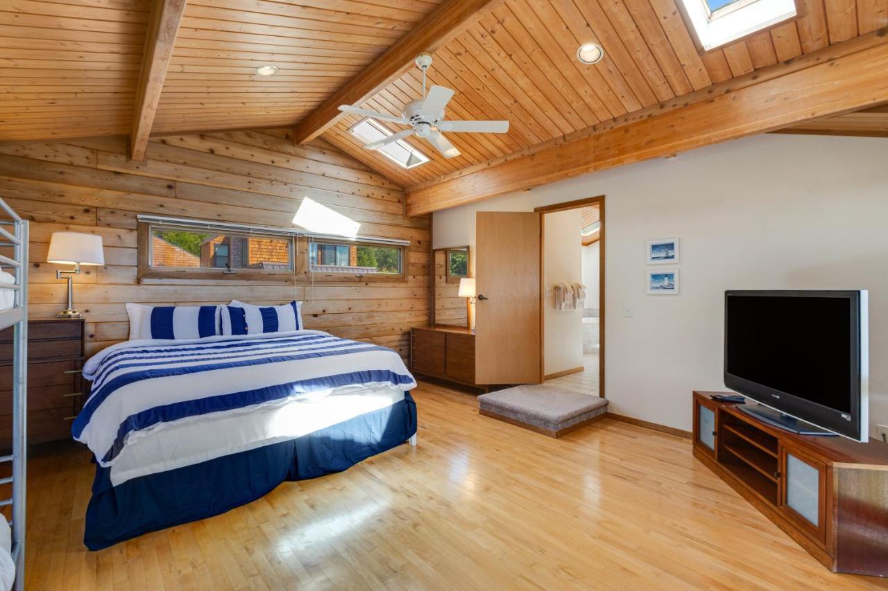 Whidbey Cedar Sunsets Villa Freeland Exterior photo