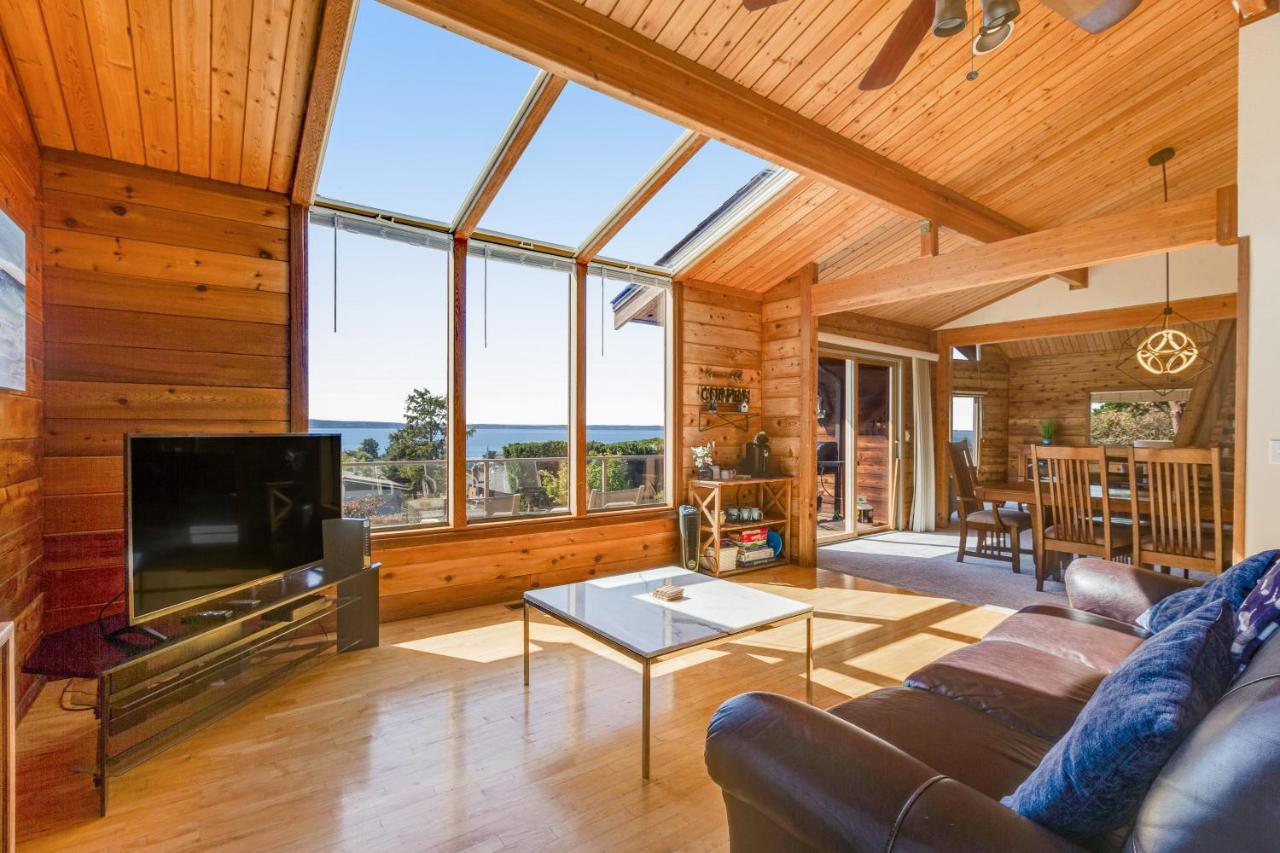 Whidbey Cedar Sunsets Villa Freeland Exterior photo